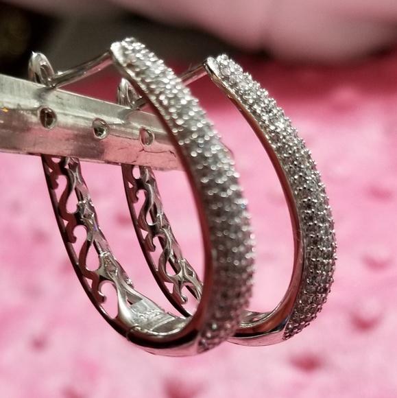 Hoop earrings - Picture 2 of 7